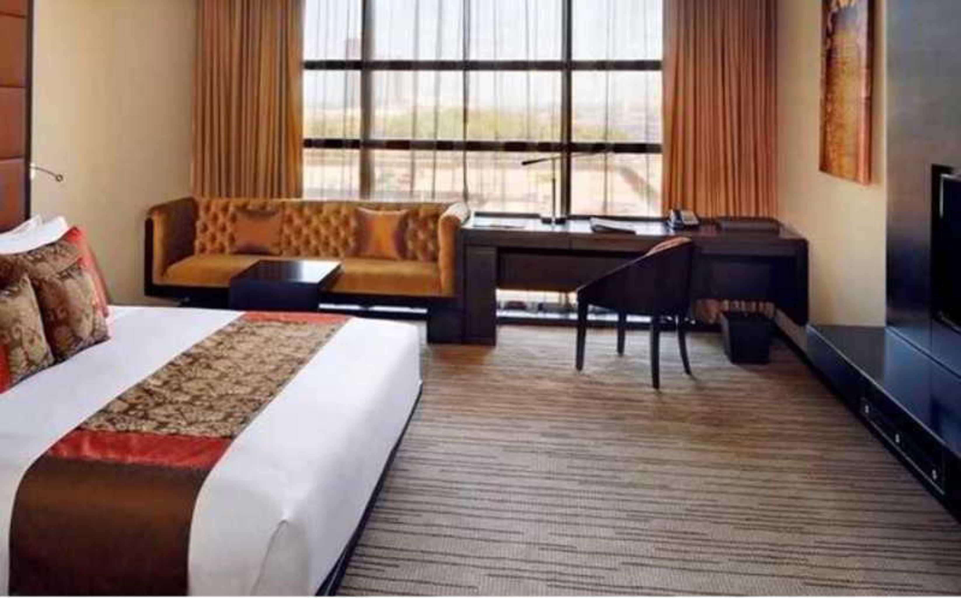 Hotel Southern Sun