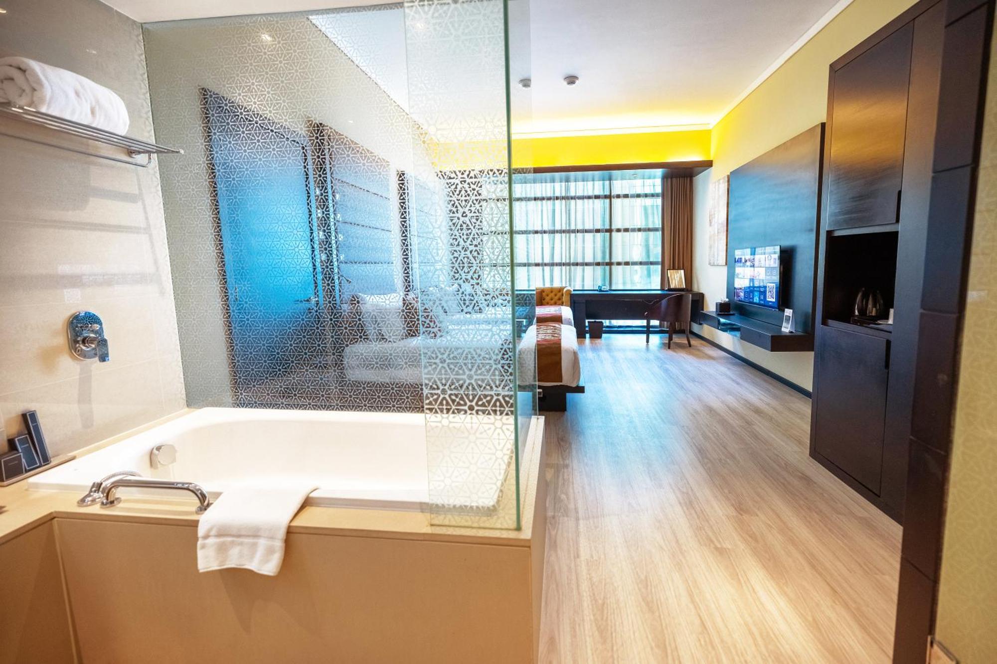 Southern Sun Hotel 4*